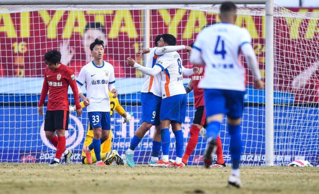 PG模拟器在线-【中超】谭龙头槌马德鲁加破门 泰山客场2比1胜亚泰