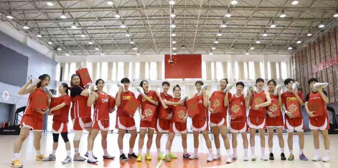 PG模拟器官方下载-双塔缺席，新人扛旗！女篮生死战前，宫鲁鸣的豪赌开始了